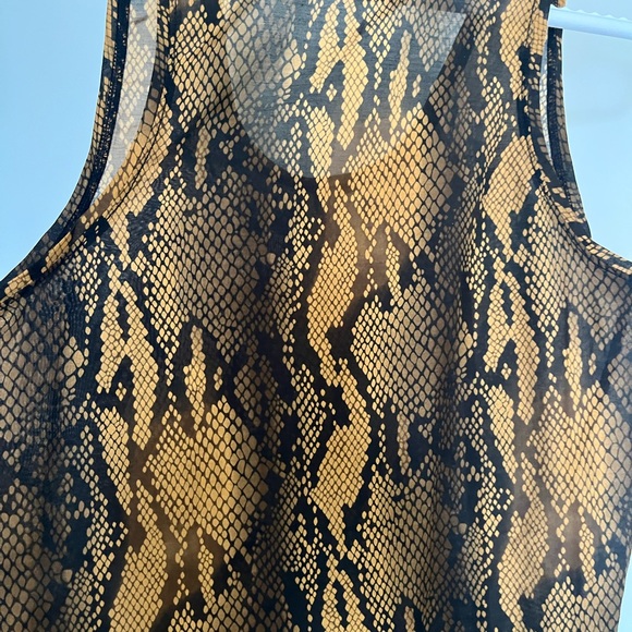 Gorgeous Tank Top Curren Elliot - Picture 6 of 6